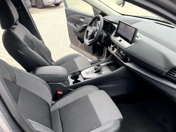 NISSAN QASHQAI (21/27)