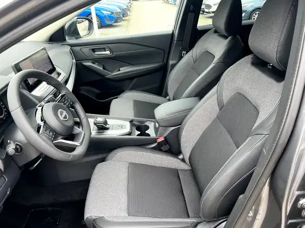 NISSAN QASHQAI (8/27)
