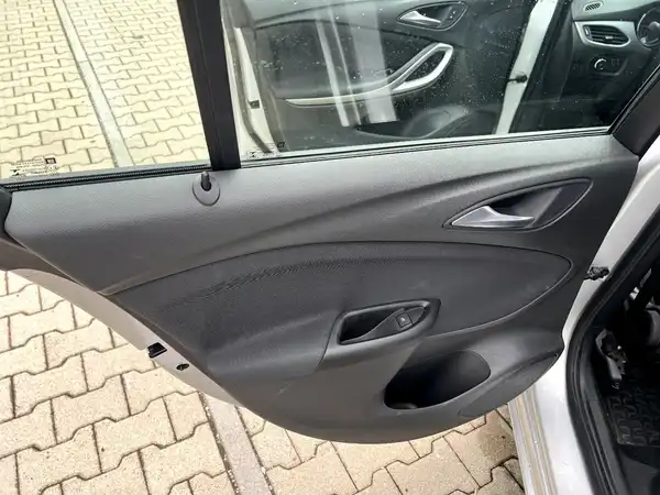 OPEL ASTRA (11/25)