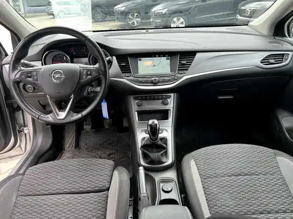 OPEL ASTRA (18/25)