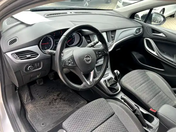 OPEL ASTRA (10/25)