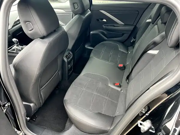 OPEL ASTRA (14/29)