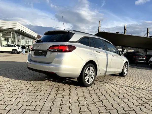 OPEL ASTRA (4/26)