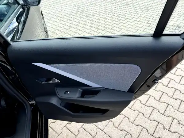 OPEL ASTRA (13/25)
