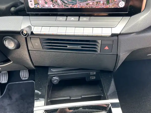 OPEL ASTRA (22/25)