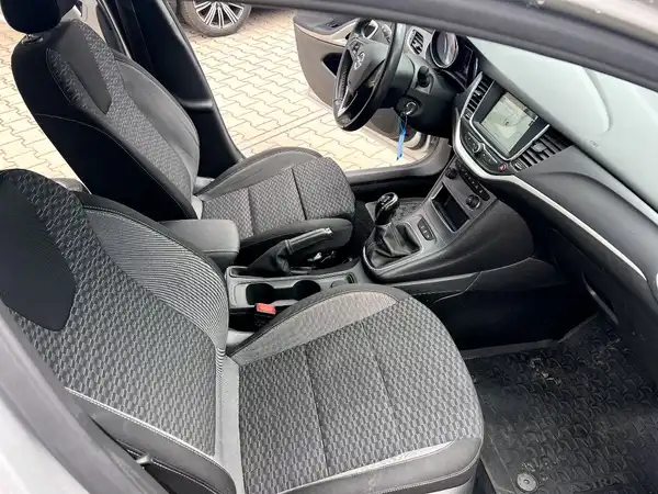 OPEL ASTRA (21/27)