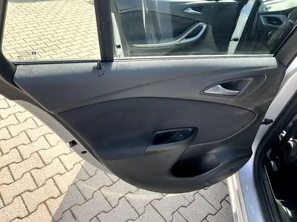 OPEL ASTRA (11/26)