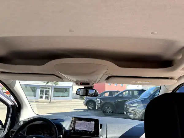 OPEL COMBO (18/25)