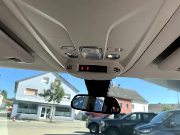 OPEL COMBO (25/25)