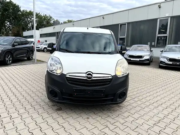 OPEL COMBO (6/27)