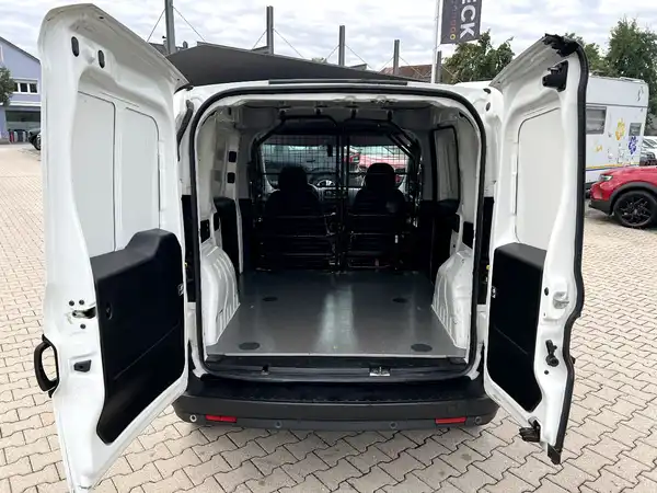 OPEL COMBO (7/27)