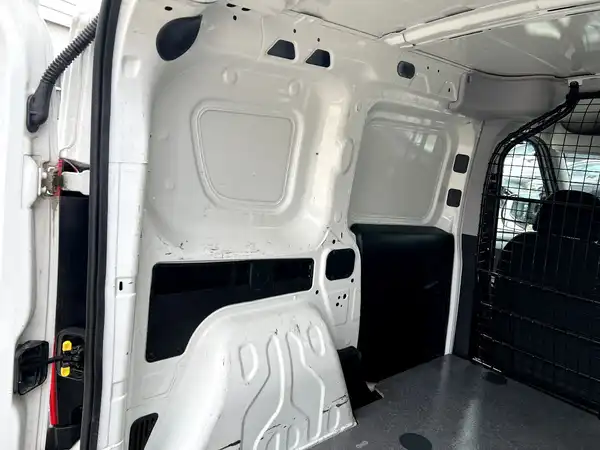 OPEL COMBO (8/27)