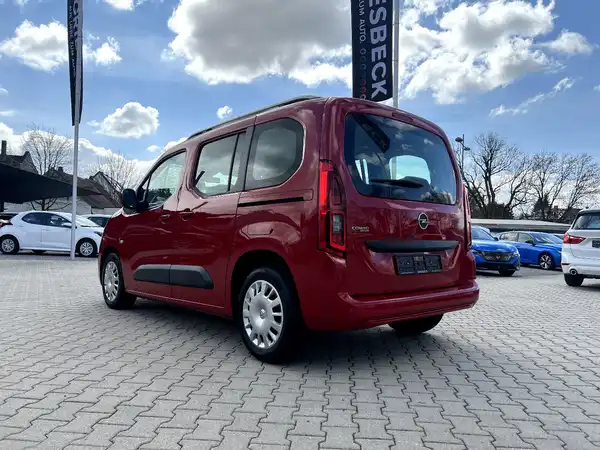 OPEL COMBO (2/25)