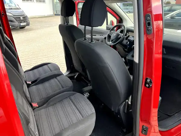 OPEL COMBO (16/25)