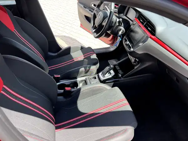 OPEL CORSA (20/27)