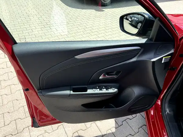 OPEL CORSA (10/27)