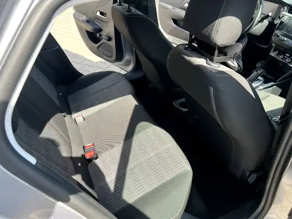 OPEL CORSA (15/26)