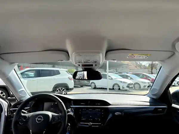 OPEL CORSA (18/26)