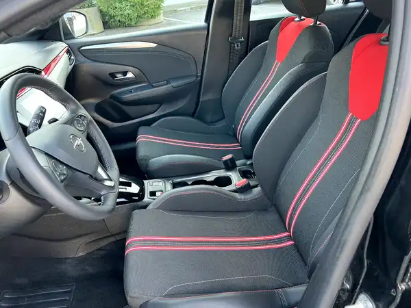 OPEL CORSA (8/26)