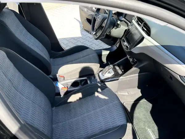 OPEL CORSA (20/26)