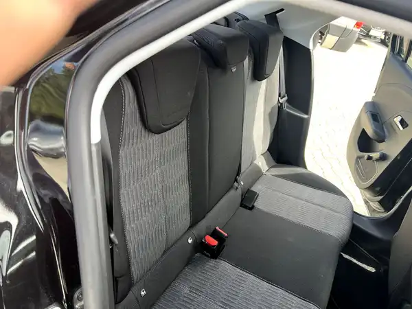 OPEL CORSA (16/24)