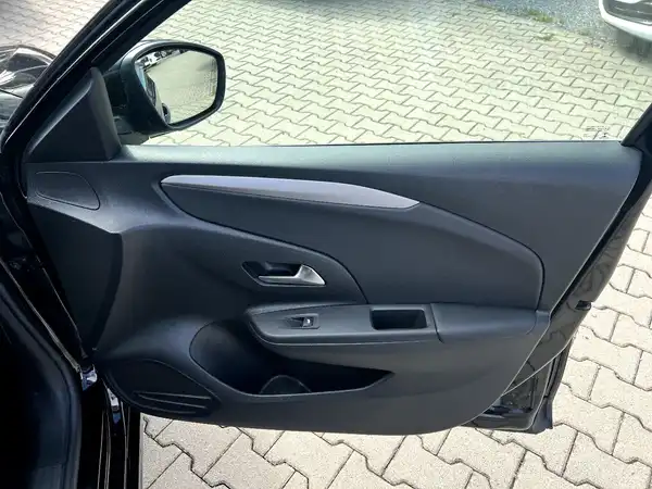 OPEL CORSA (18/24)