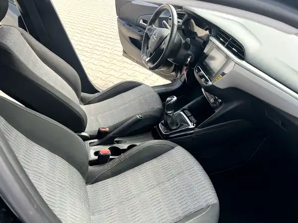 OPEL CORSA (19/24)