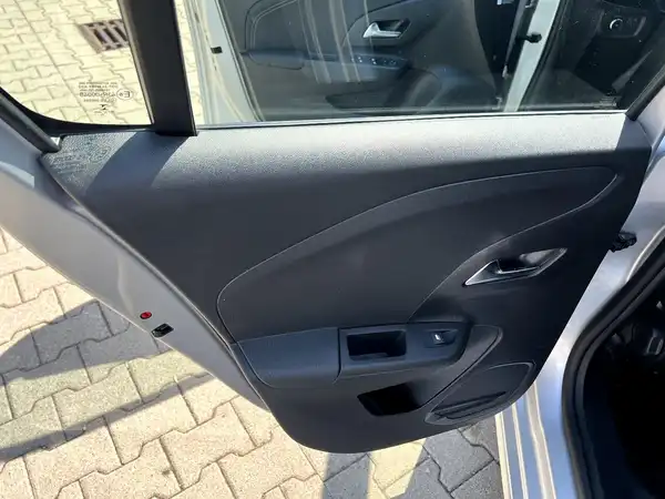 OPEL CORSA (11/26)