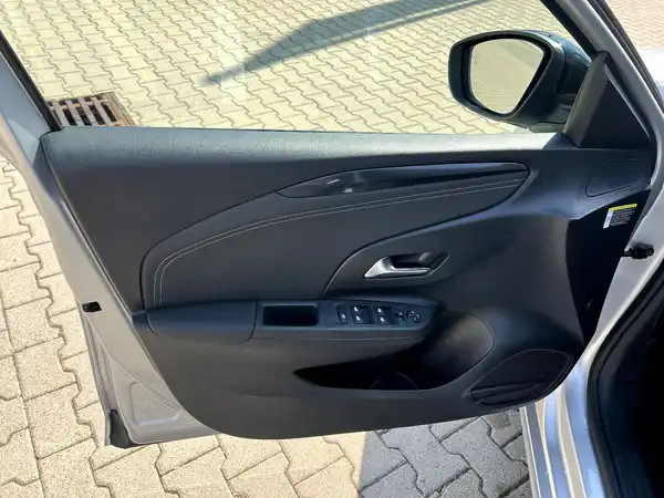 OPEL CORSA (10/26)