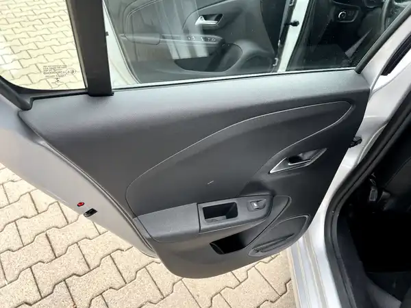 OPEL CORSA (11/26)