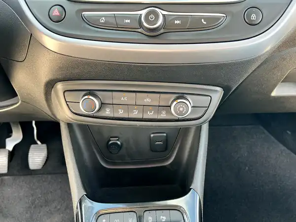 OPEL CROSSLAND (24/26)