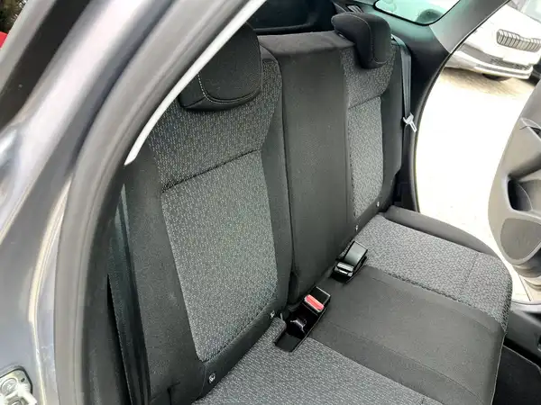 OPEL CROSSLAND (16/26)