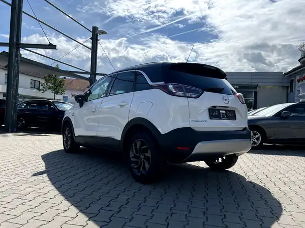 OPEL CROSSLAND (2/26)