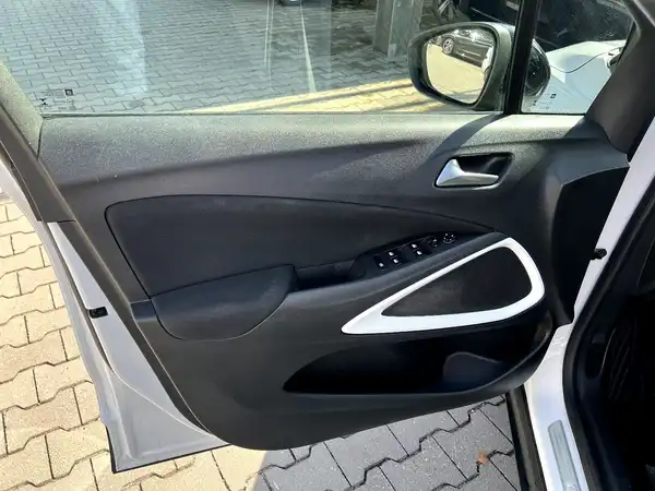 OPEL CROSSLAND (10/26)