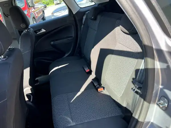 OPEL CROSSLAND (13/26)