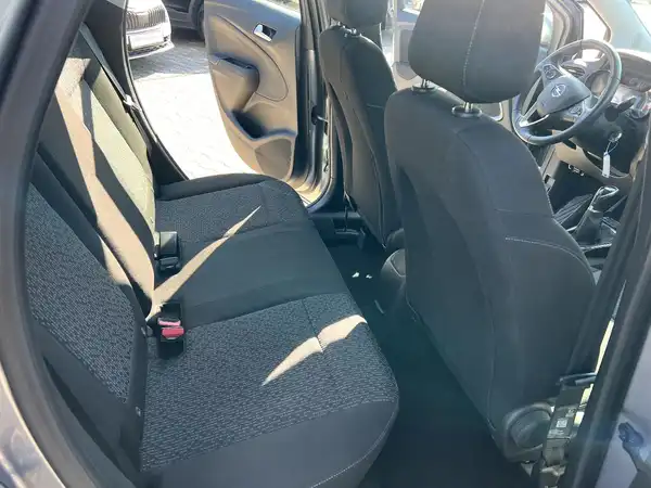 OPEL CROSSLAND (15/26)