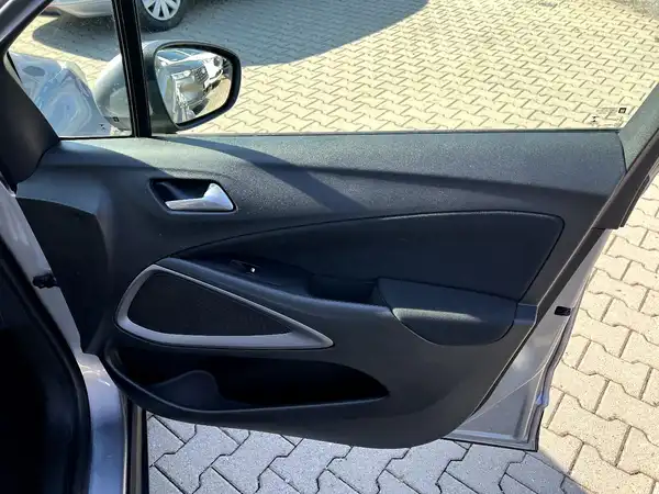 OPEL CROSSLAND (19/26)