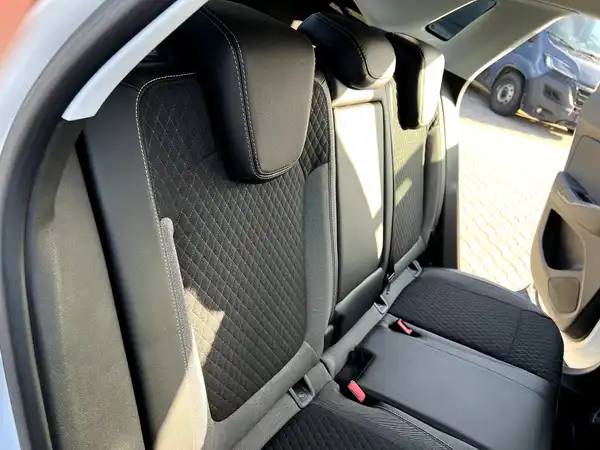 OPEL GRANDLAND (16/27)