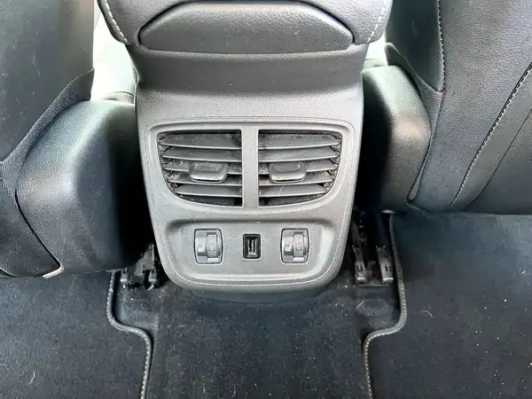 OPEL GRANDLAND (17/27)