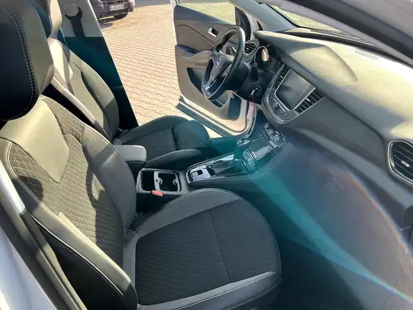 OPEL GRANDLAND (21/27)