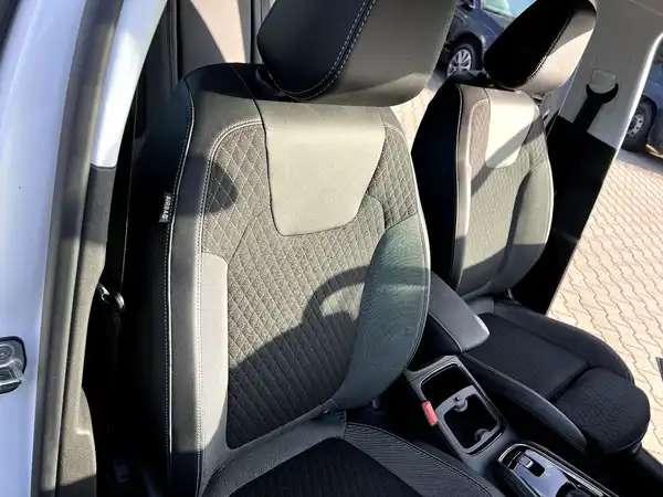 OPEL GRANDLAND (22/27)