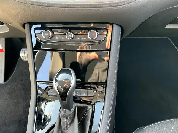 OPEL GRANDLAND (24/27)