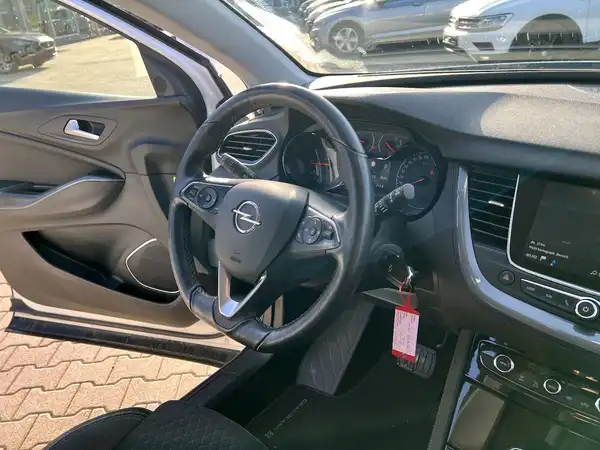 OPEL GRANDLAND (26/27)