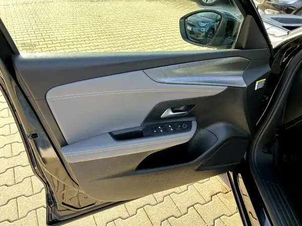 OPEL MOKKA (10/27)