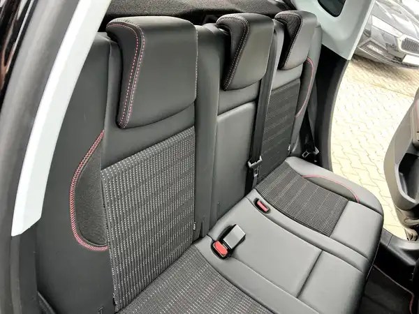 PEUGEOT 2008 (17/24)