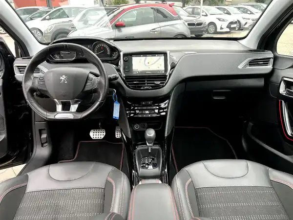 PEUGEOT 2008 (18/24)
