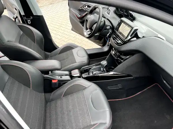 PEUGEOT 2008 (21/24)
