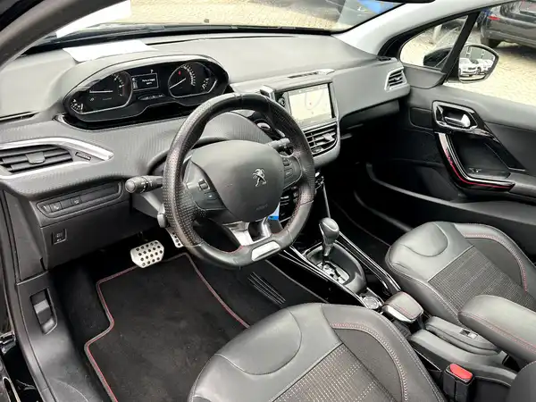 PEUGEOT 2008 (9/24)