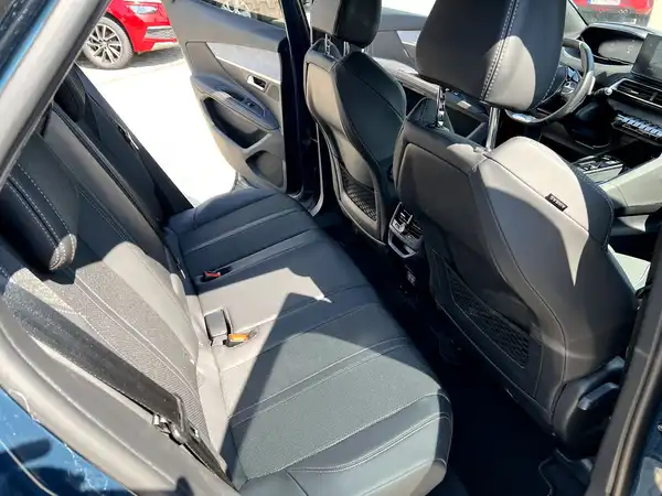 PEUGEOT 3008 (15/26)