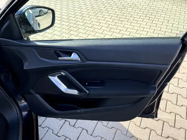 PEUGEOT 308 (19/25)